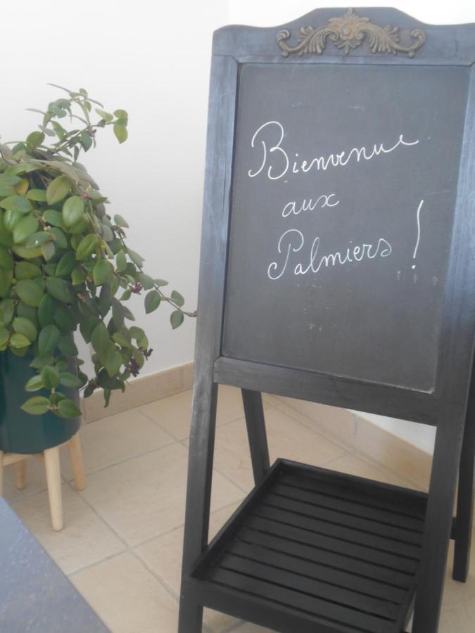 Maison D'Hotes Les Palmiers Gluiras Exteriör bild